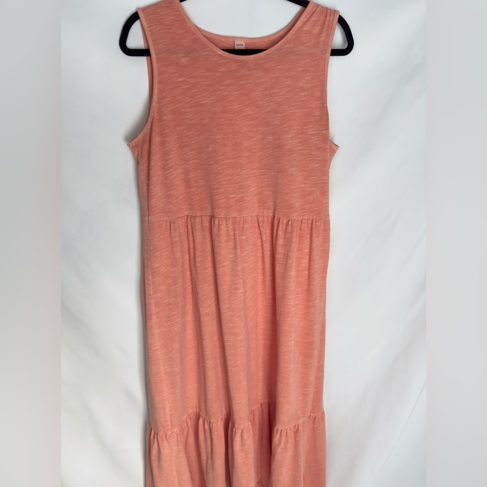 Old Navy Sleeveless, Tiered Maxi Dress in Guava Color size Large LIKE NEW! - Picture 5 of 10